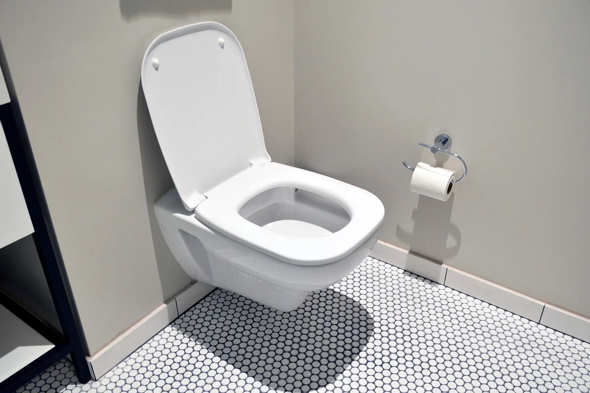 Hauteur carrelage wc : le guide complet 2026 pour une pose parfaite