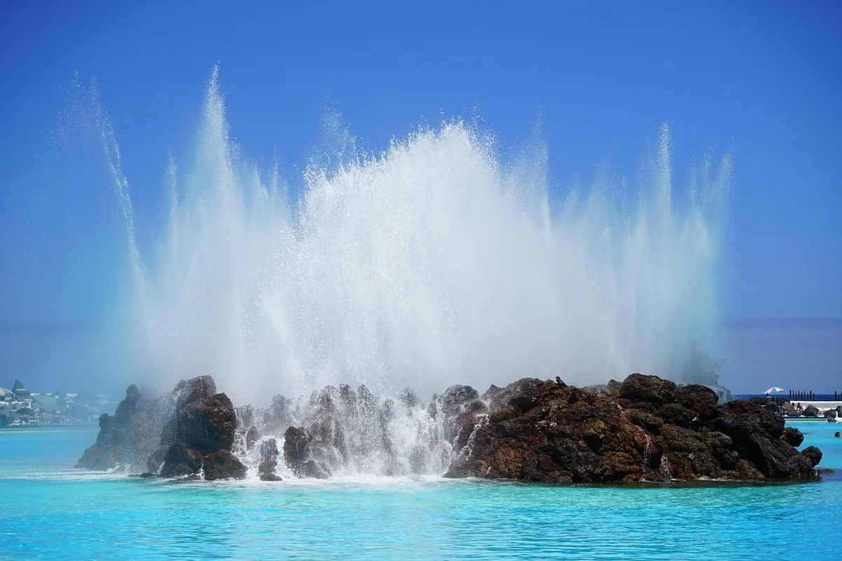Installer une bâche piscine en 2026 : guide complet pour un montage facile